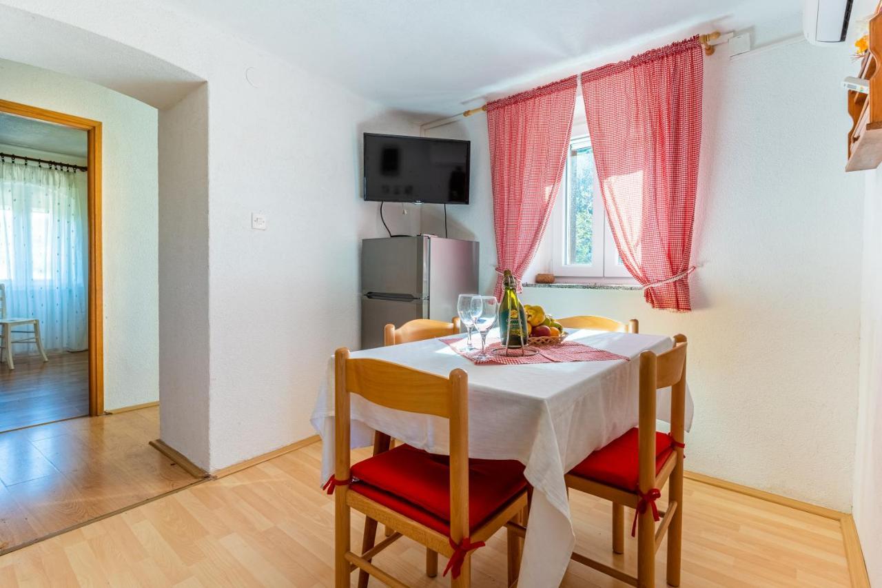 Apartmani Valun1 Экстерьер фото